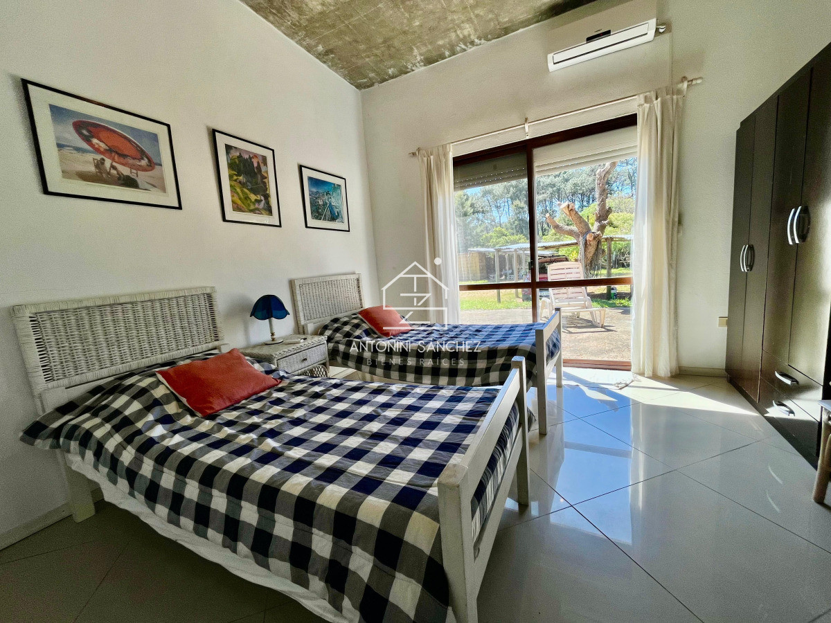 Casa ID.2826 - VENTA CASA 3 DORMITORIO PUNTA BALLENA-CLUB DEL LAGO