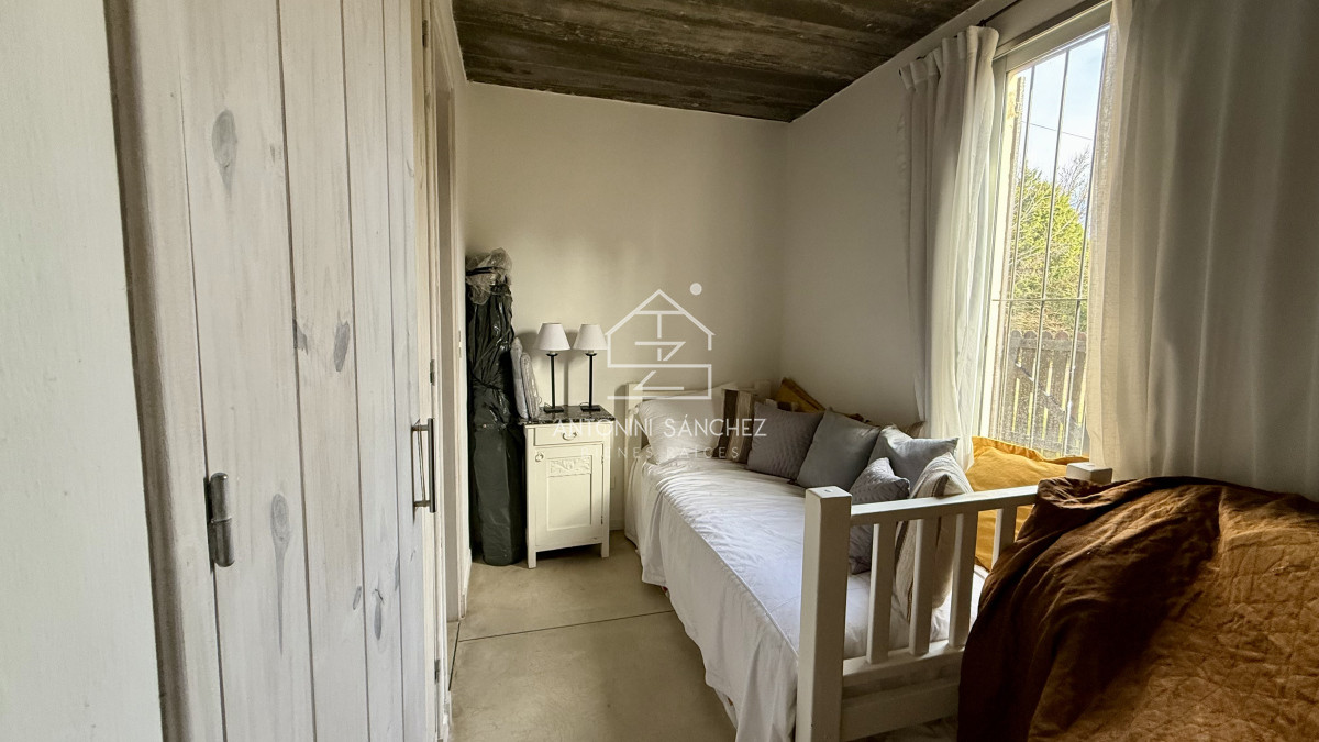 Casa ID.1227 - Venta Casa 4 dormitorios Rincón del Indio Punta del Este