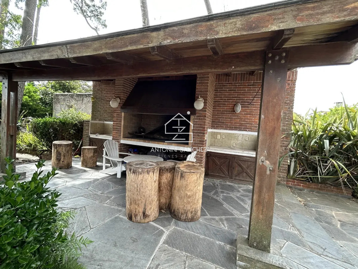 Casa ID.5033 - CASA DE 3 DORMITORIOS EN ALQUILER TEMPORAL CERCA DEL MAR 