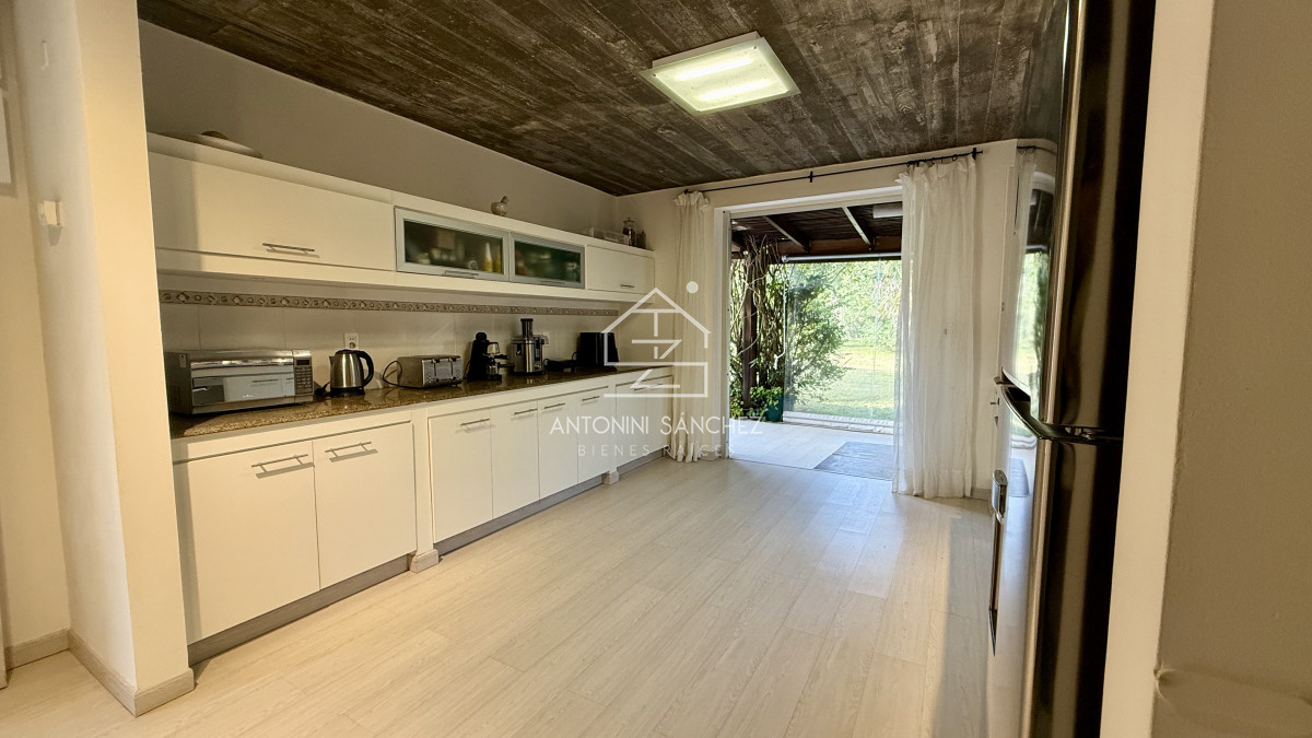 Casa ID.1227 - Venta Casa 4 dormitorios Rincón del Indio Punta del Este
