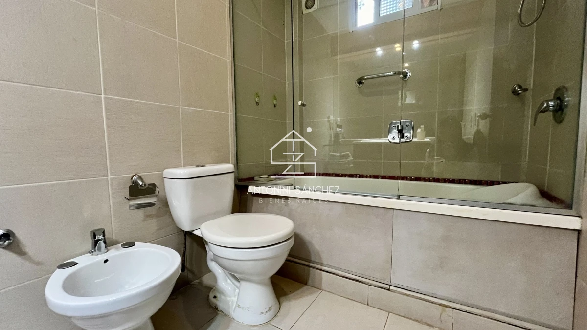Casa ID.393 - Casa VENTA 4 dormitorios 3 baños Punta Este 