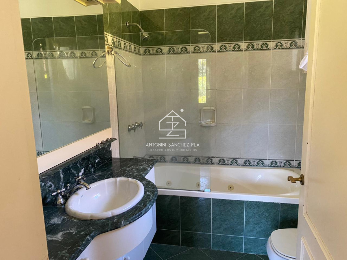 Casa ID.3687 - CASA EN ALQUILER A 100 METROS DEL MAR EN MANSA