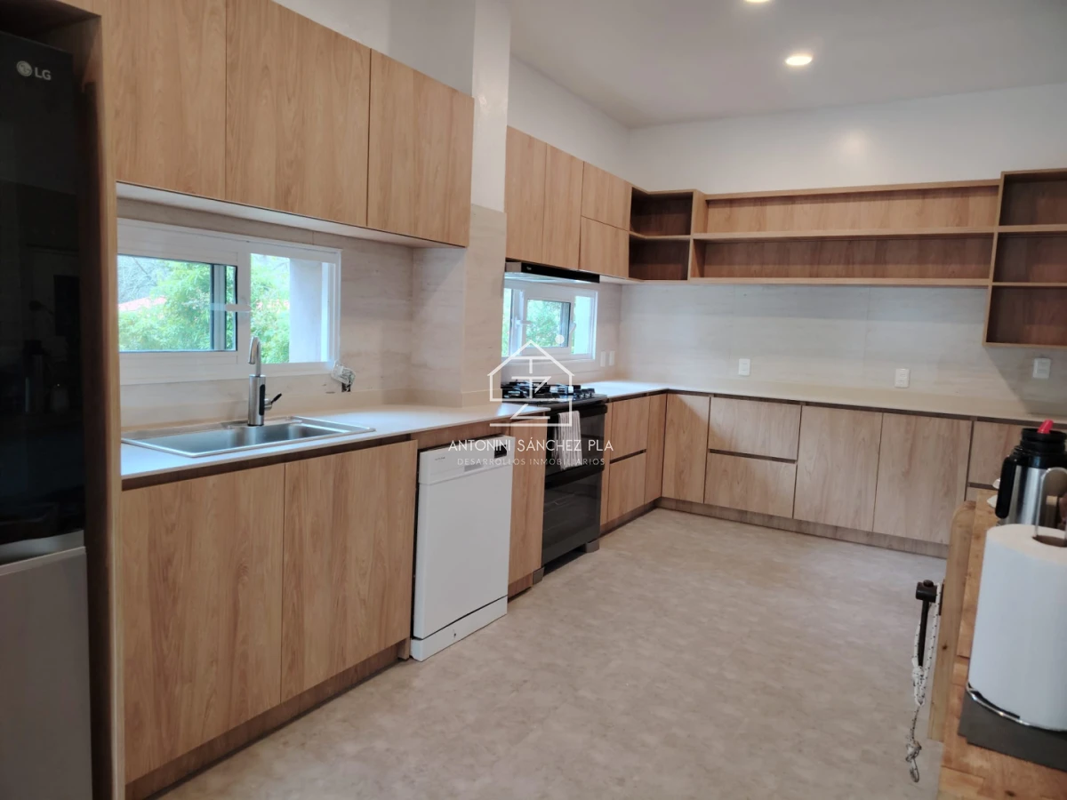 Casa ID.2969 - Venta Casa 5 Dormitorios Zona Golf Punta del Este