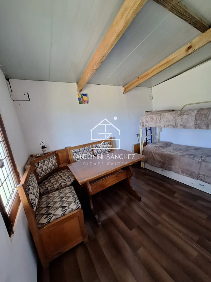 Casa ID.4806 - CASA EN VENTA EN PIRIAPOLIS DE 4 DORMITORIOS
