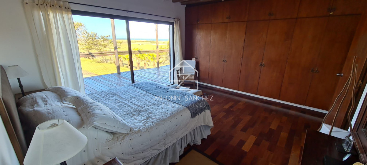 Casa ID.2394 - ESPECTACULAR CHALET EARENAS DE JOSE IGNACIO 