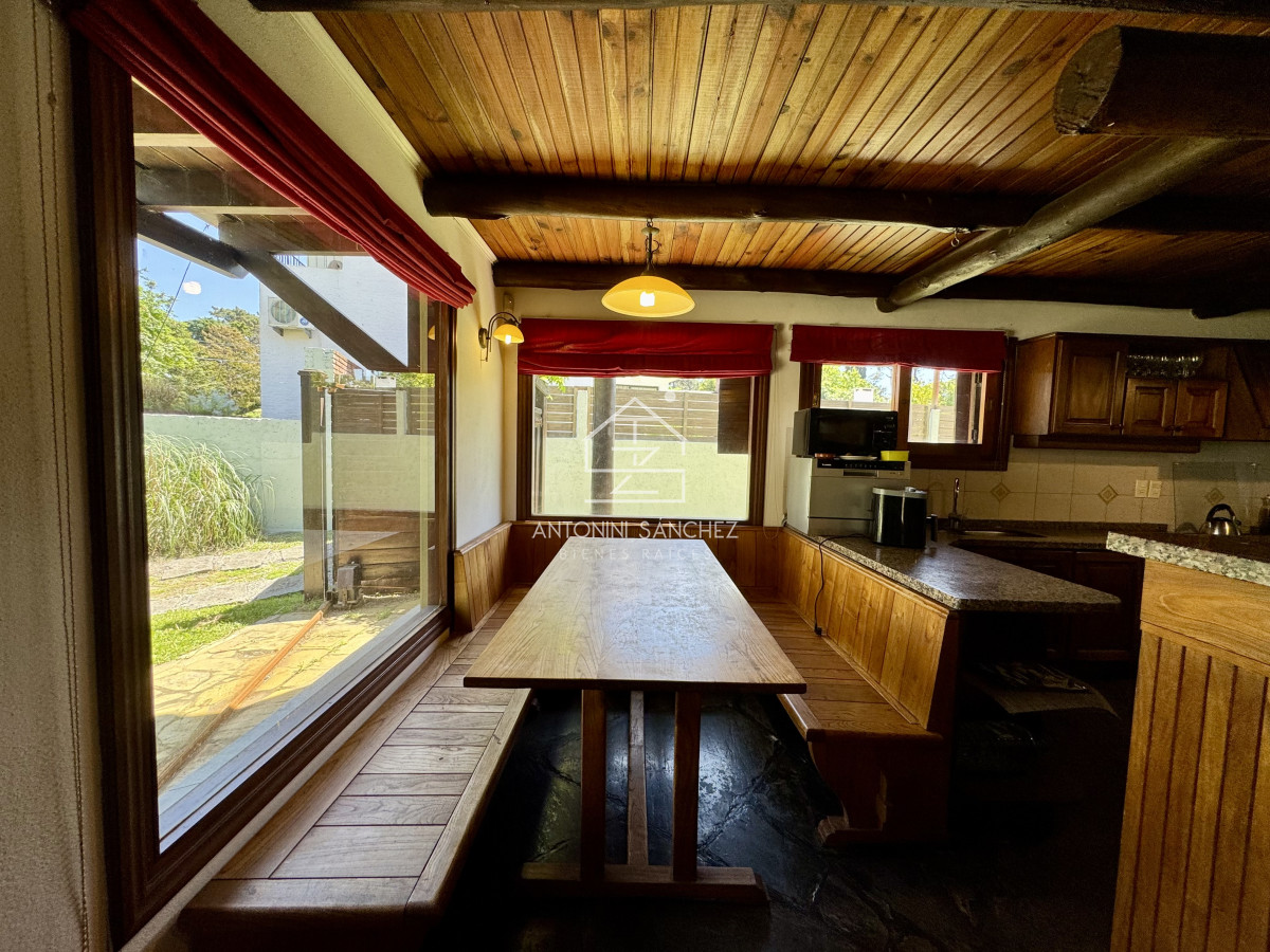 Casa ID.1672 - Casa en Venta, Pinares, Punta del Este.