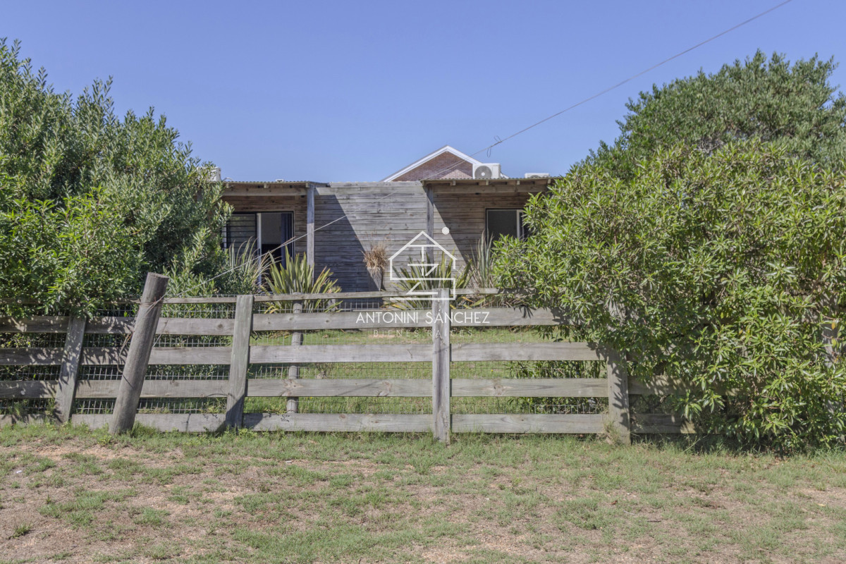Casa ID.4663 - 4 Monoambientes en Venta en La Juanita Jose Ignacio