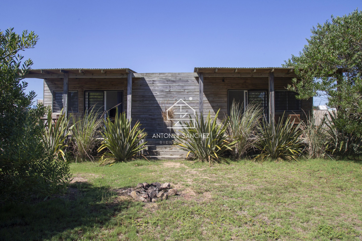 Casa ID.4663 - 4 Monoambientes en Venta en La Juanita Jose Ignacio