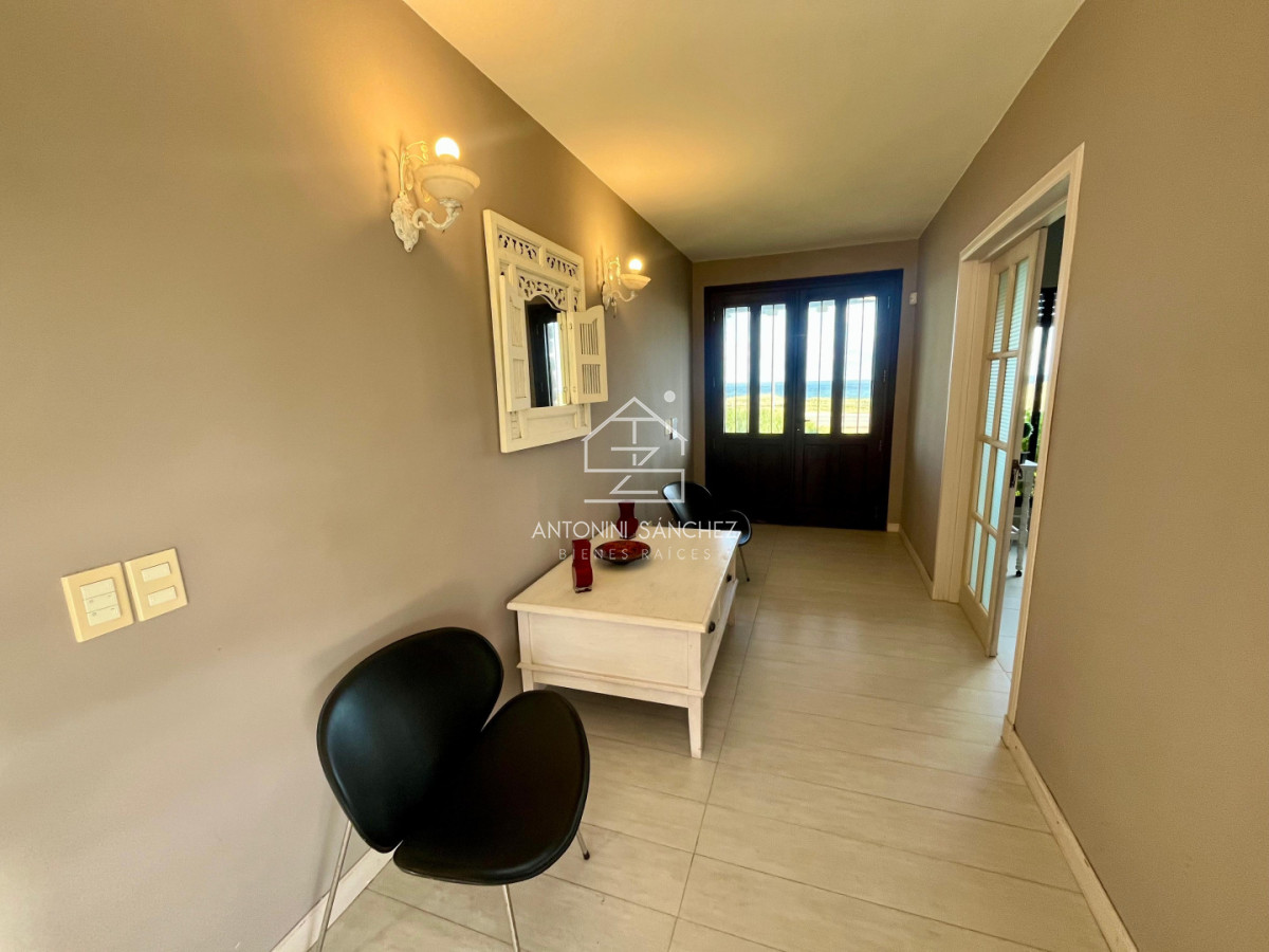 Casa ID.2952 - VENTA CASA MANANTIALES