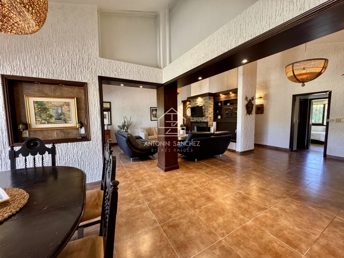 Casa ID.1456 - Alquiler temporal casa 4 dormitorios mas dependencia Punta del Este