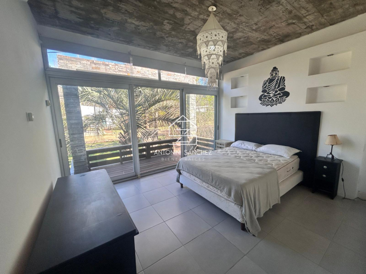 Casa ID.4760 - CASA EN VENTA DE 3 DORMITORIOS EN SUITE EN SAN VICENTE A TAN SOLO 150 METROS DEL MAR