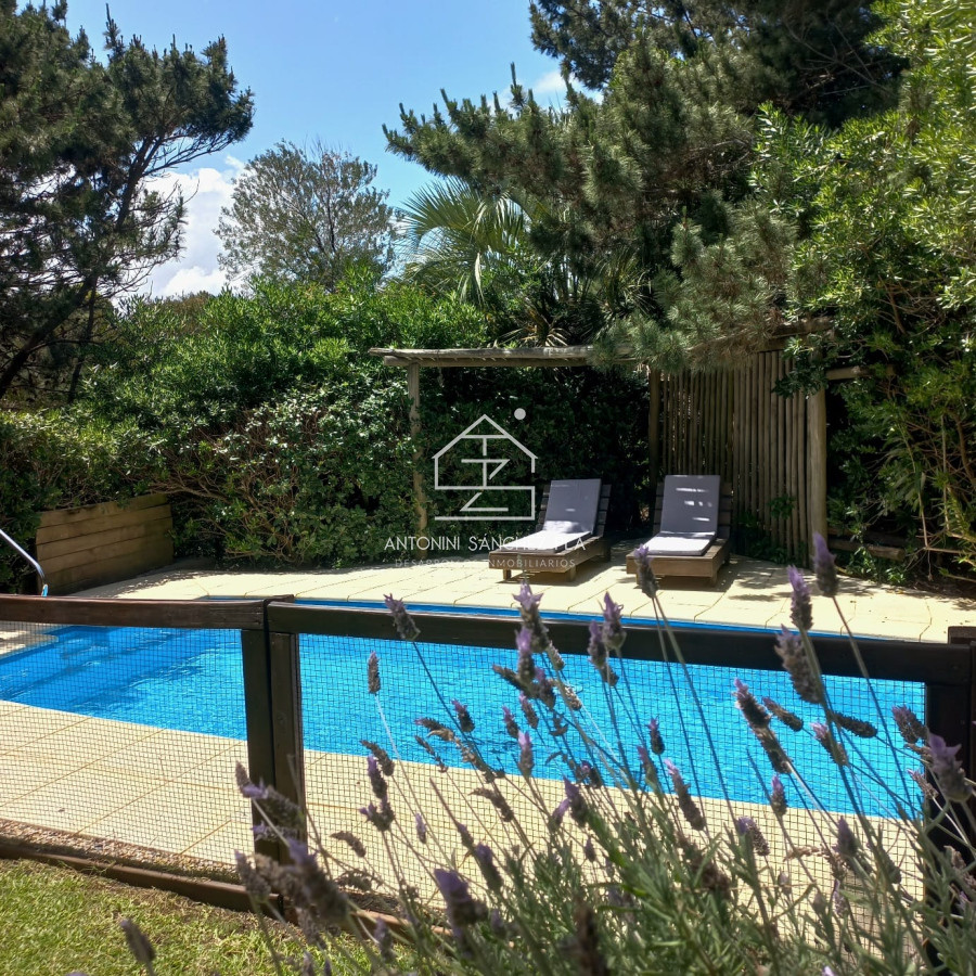 Casa ID.2272 - Casa en venta Punta Ballena - Tio Tom
