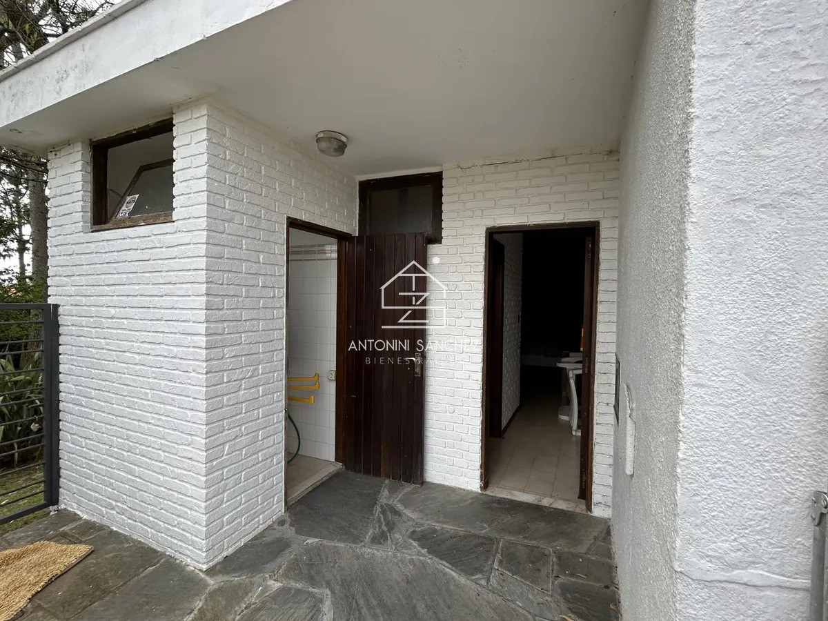 Casa ID.5033 - CASA DE 3 DORMITORIOS EN ALQUILER TEMPORAL CERCA DEL MAR 