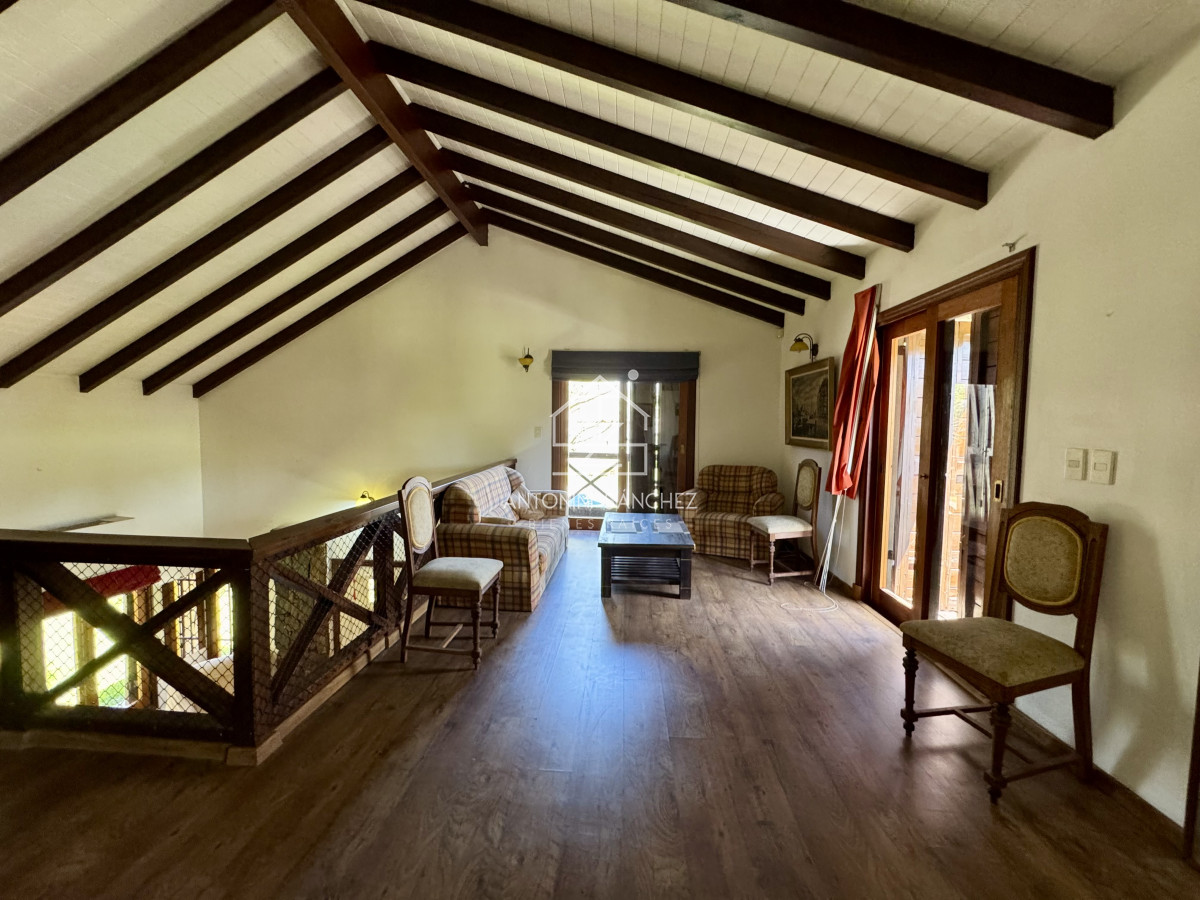 Casa ID.1672 - Casa en Venta, Pinares, Punta del Este.