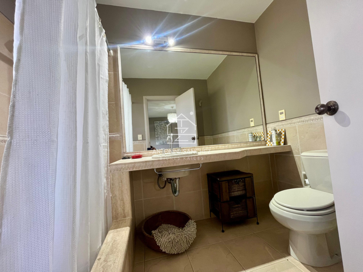 Casa ID.2952 - VENTA CASA MANANTIALES