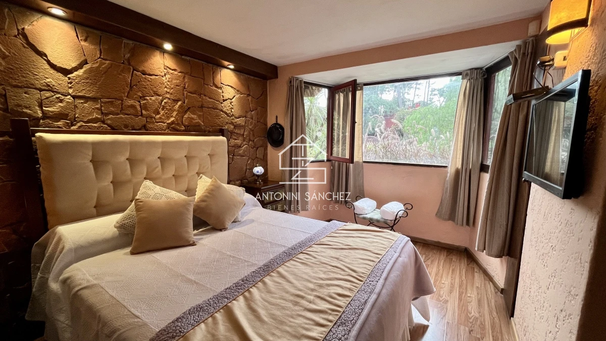 Casa ID.393 - Casa VENTA 4 dormitorios 3 baños Punta Este 