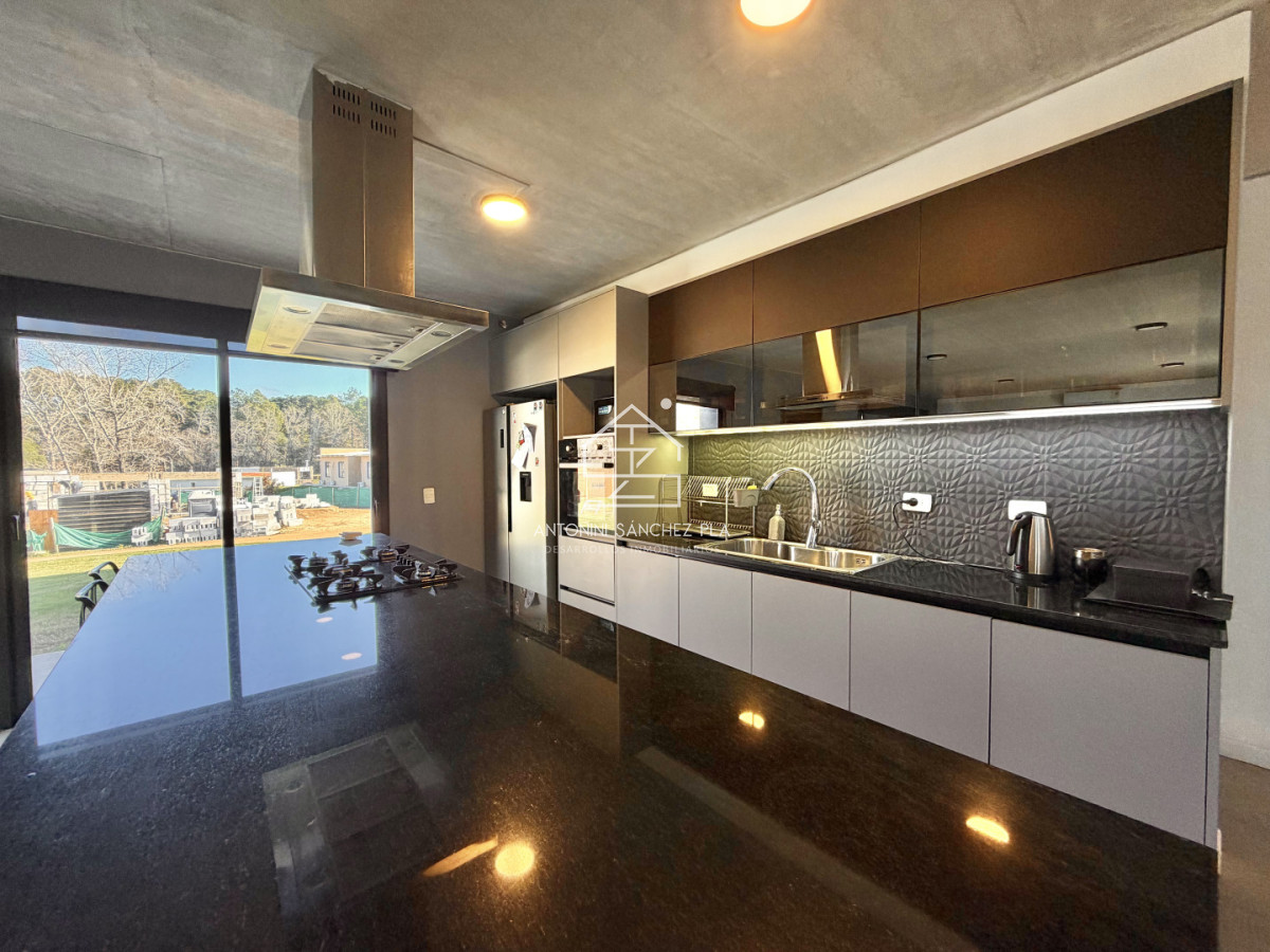 Casa ID.4535 - Venta Casa 2 Dormitorios Verde Mora Punta Ballena