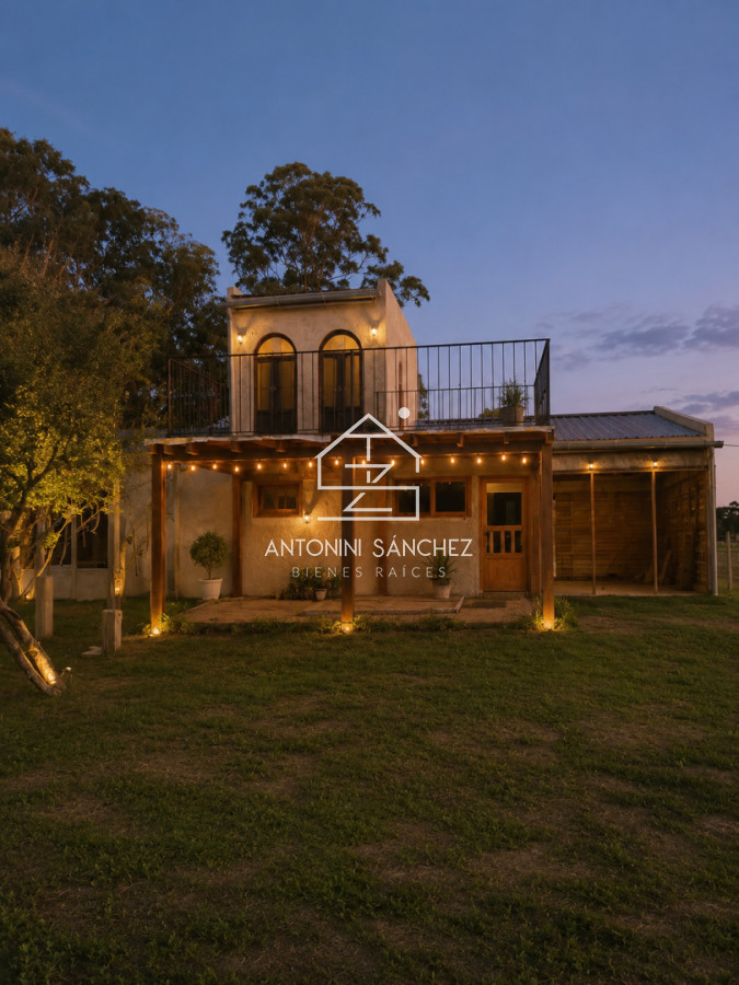 Casa ID.4806 - CASA EN VENTA EN PIRIAPOLIS DE 4 DORMITORIOS