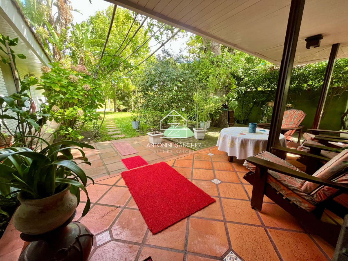 Casa ID.4122 - VENTA DE CASA EN PINARES CERCA DEL MAR