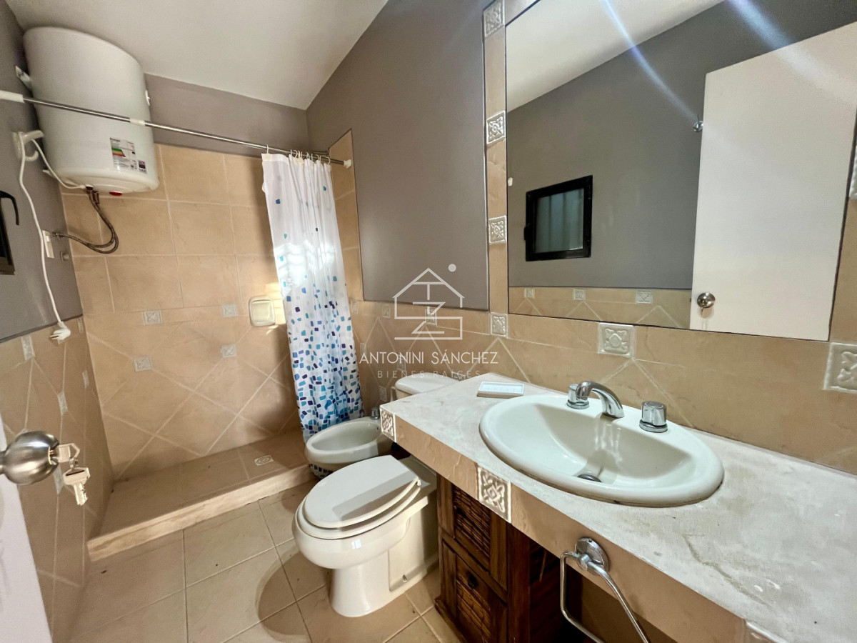 Casa ID.2952 - VENTA CASA MANANTIALES