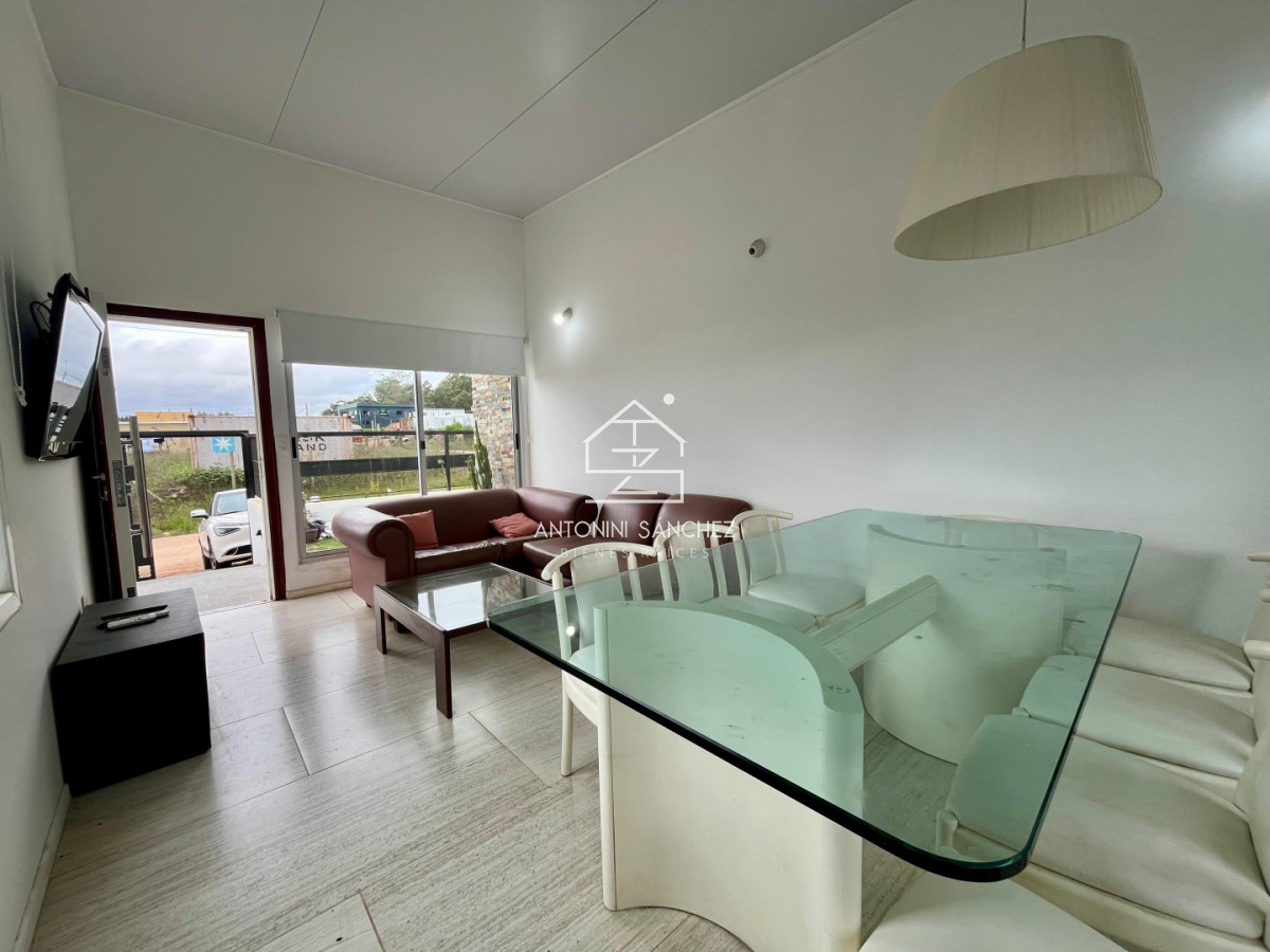 Casa ID.2277 - Venta de Casa en Barrio 4H 