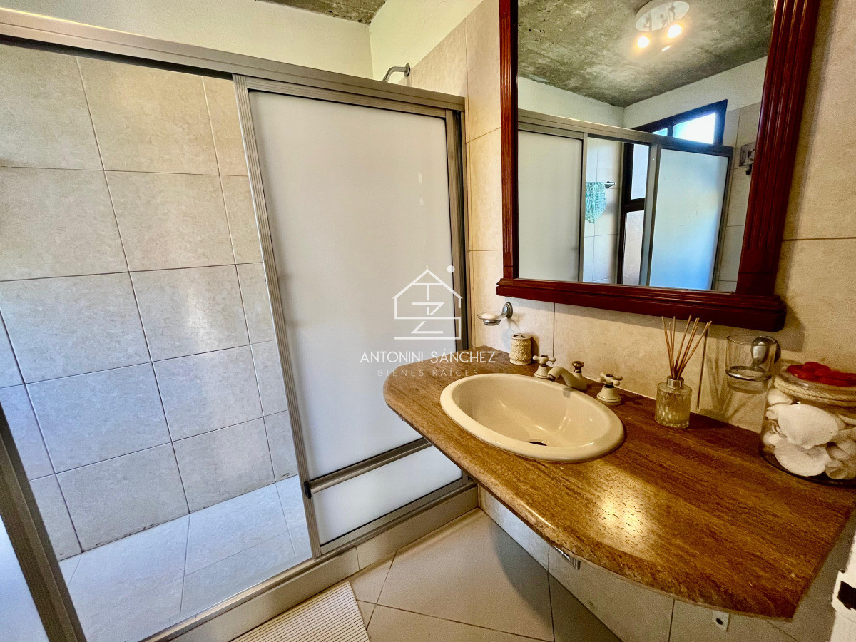 Casa ID.2826 - VENTA CASA 3 DORMITORIO PUNTA BALLENA-CLUB DEL LAGO