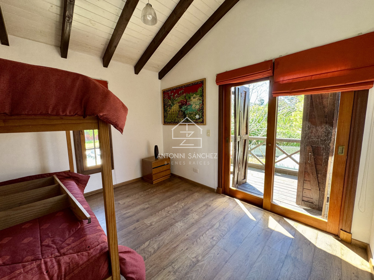 Casa ID.1672 - Casa en Venta, Pinares, Punta del Este.