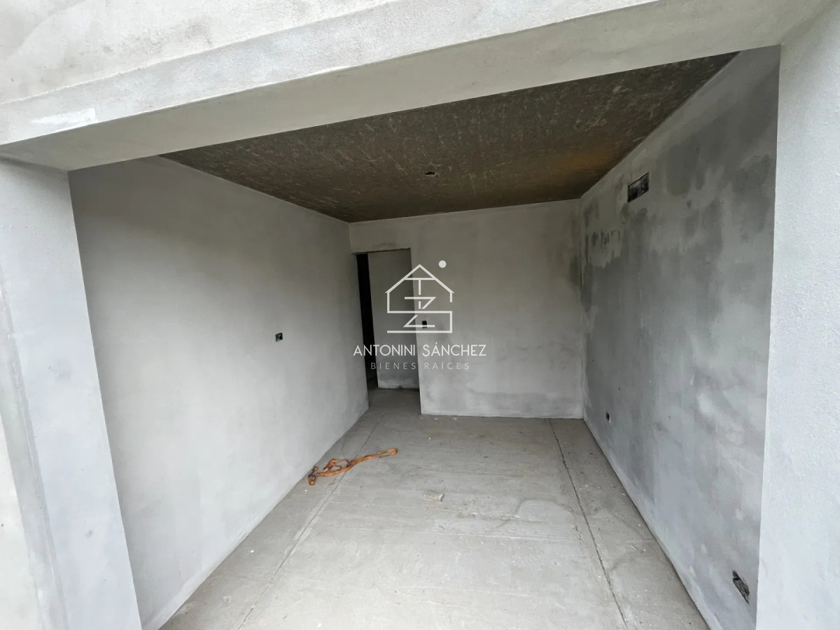 Casa ID.5026 - CASA A TERMINAR CUENTA CON 90 Mtrs CONSTRUIDOS DE 3 DORMITORIOS Y 2 BAÑOS EN EL TESORO