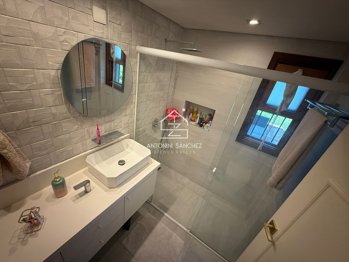 Casa ID.3769 - HERMOSA CASA EN CANTEGRIL CON PISCINA Y BARBACOA