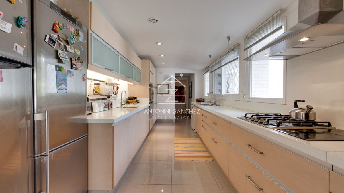 Casa ID.2721 - Venta casa 5 dormitorios 4 baños Mansa