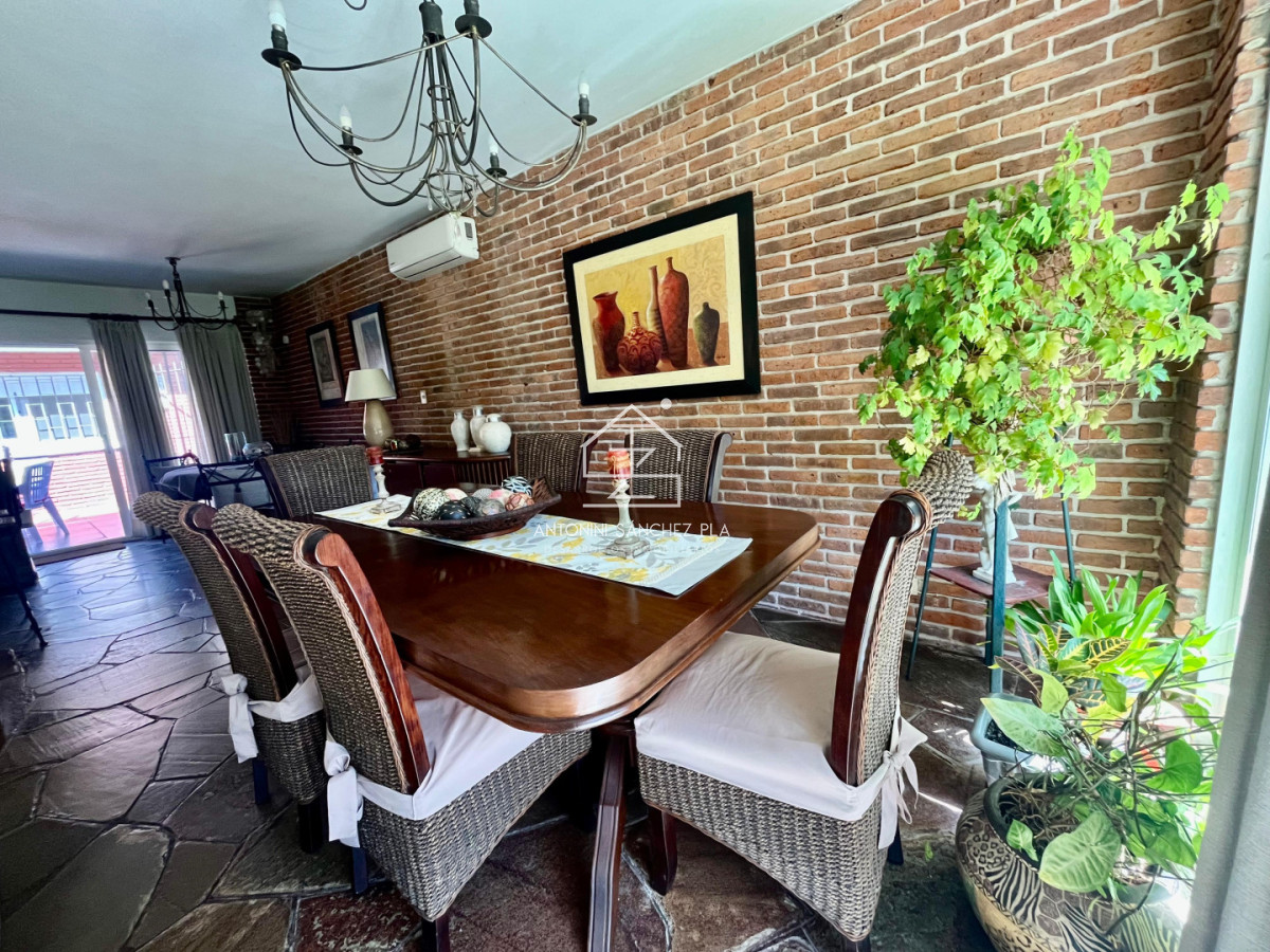 Casa ID.2913 - CASA EN ALQUILER TEMPORAL MANSA 3 DORMITORIOS
