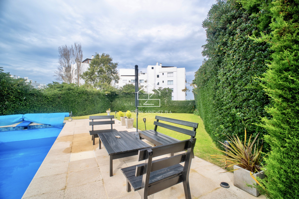 Casa ID.4463 - Venta casa 3 dormitorios Pinares