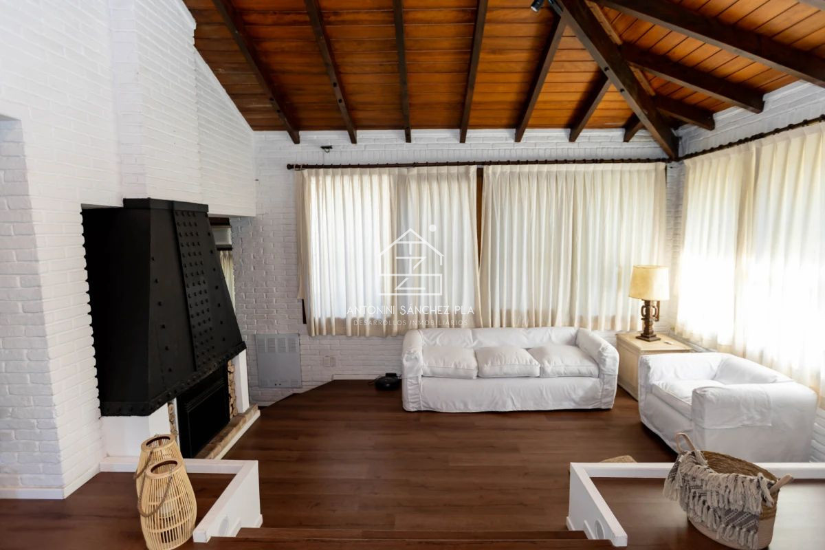Casa ID.3064 - Alquiler Casa Pinares 3 dormitorios
