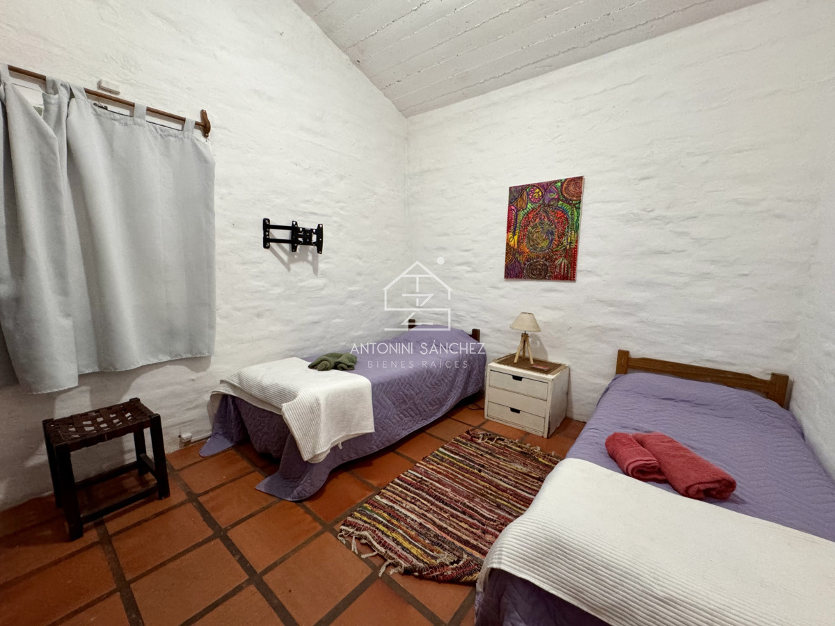 Casa ID.1659 - Venta casa 4 dormitorios Punta del Este