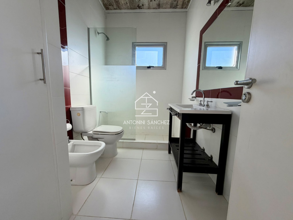 Casa ID.4760 - CASA EN VENTA DE 3 DORMITORIOS EN SUITE EN SAN VICENTE A TAN SOLO 150 METROS DEL MAR