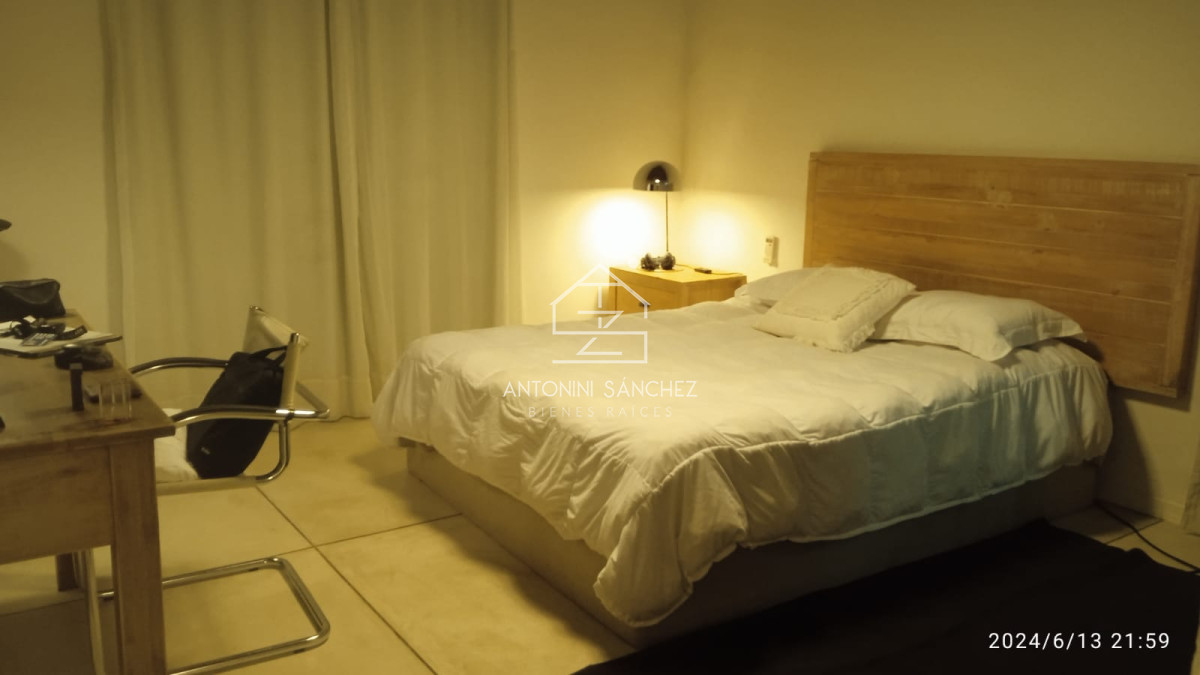 Casa ID.1227 - Venta Casa 5 dormitorios Rincón del Indio Punta del Este