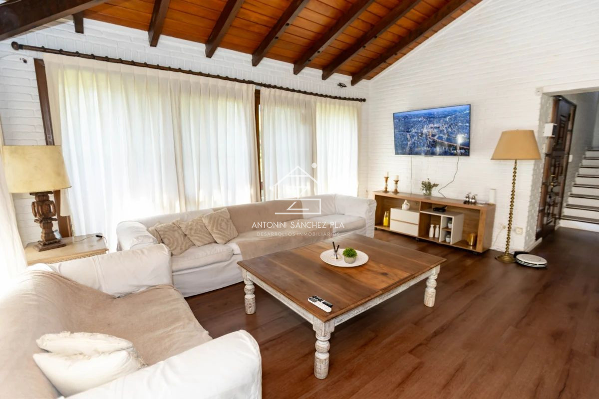 Casa ID.3064 - Alquiler Casa Pinares 3 dormitorios