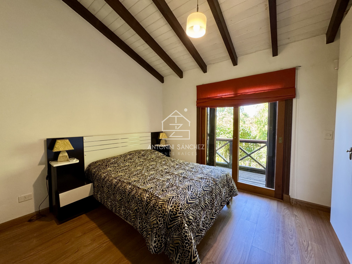 Casa ID.1672 - Casa en Venta, Pinares, Punta del Este.