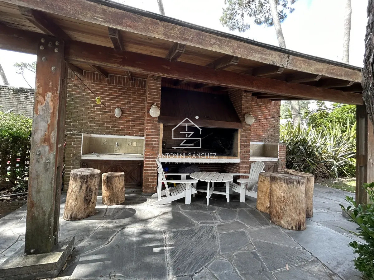 Casa ID.5033 - CASA DE 3 DORMITORIOS EN ALQUILER TEMPORAL CERCA DEL MAR 