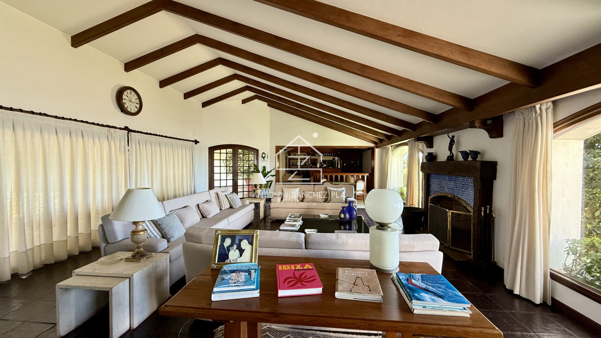 Casa ID.2699 - Venta Exclusiva CASA 8 Dormitorios Peninsula Punta Del este 
