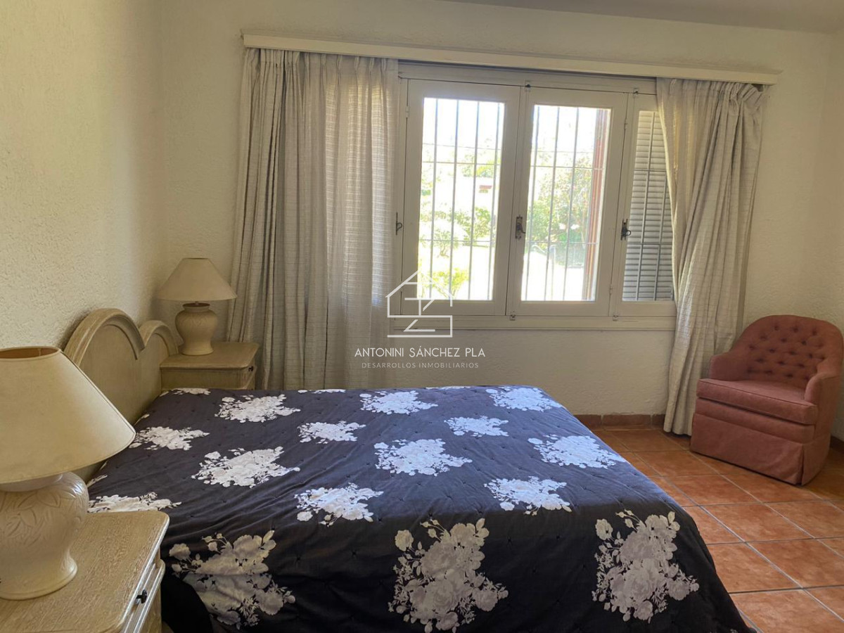 Casa ID.3687 - CASA EN ALQUILER A 100 METROS DEL MAR EN MANSA