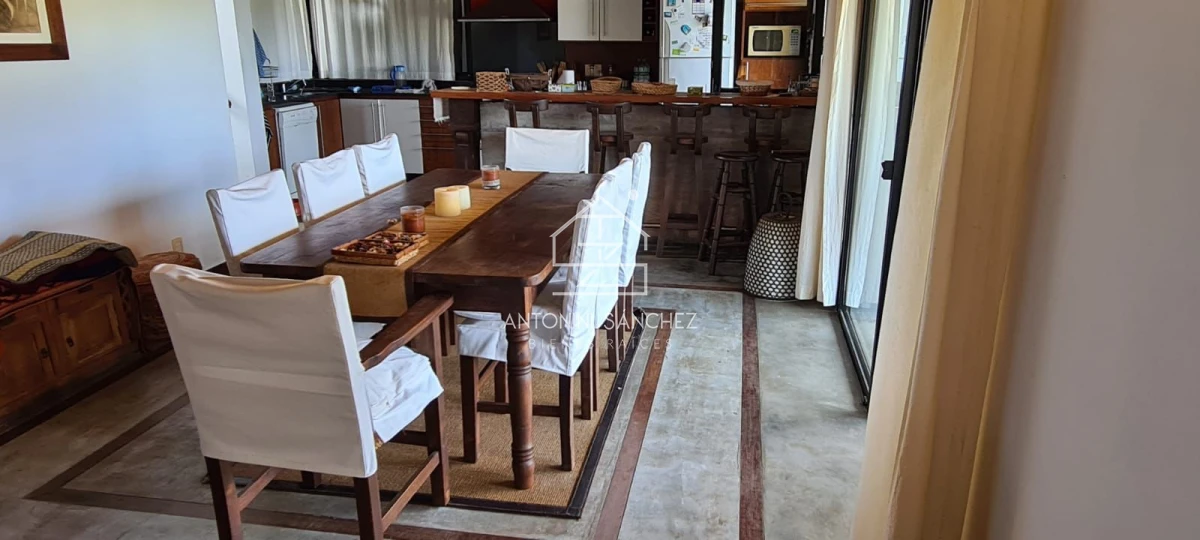 Casa ID.2394 - ESPECTACULAR CHALET EARENAS DE JOSE IGNACIO 