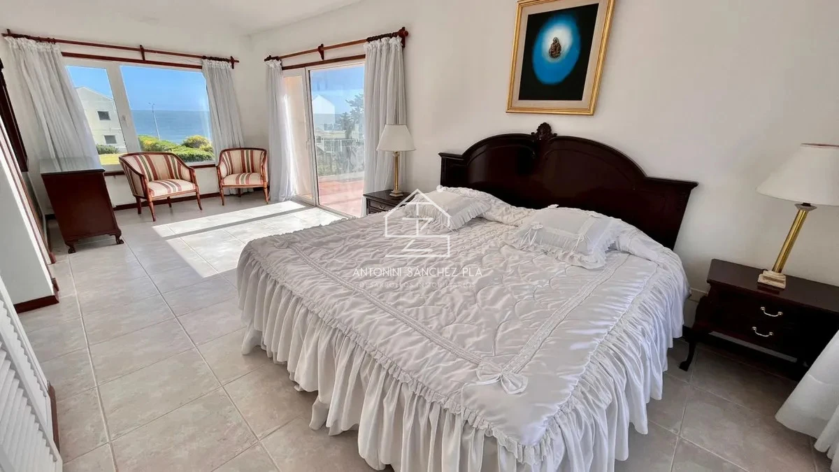 Casa ID.3123 - Venta Mansión Primera linea playa mansa