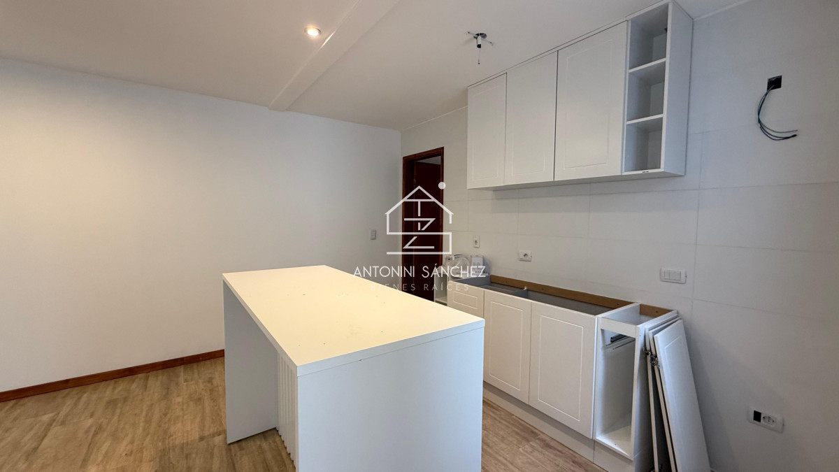 Casa ID.4598 - Venta casa tres dormitorios Punta del este barrio Parque Burnett