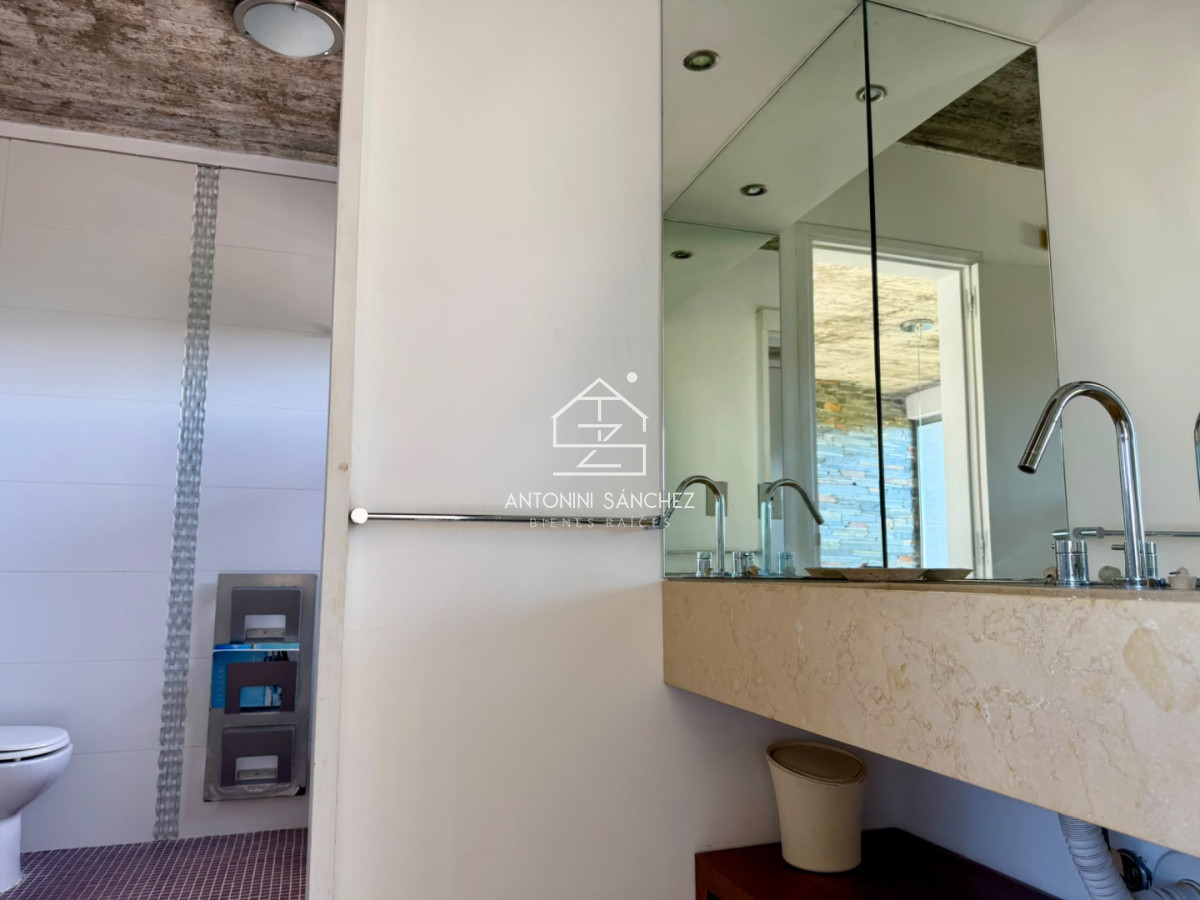 Casa ID.4760 - CASA EN VENTA DE 3 DORMITORIOS EN SUITE EN SAN VICENTE A TAN SOLO 150 METROS DEL MAR