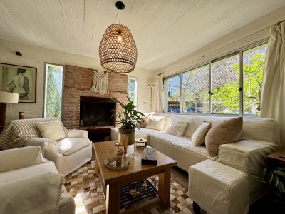 VENTA CASA 4 DORMITORIOS EN PINARES PUNTA DEL ESTE