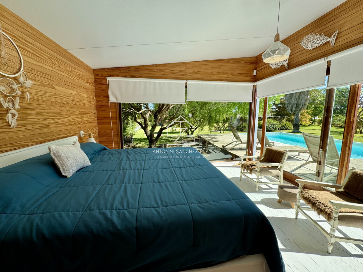 Chacra ID.715 - Alquiler temporal chacra 6 dormitorios 