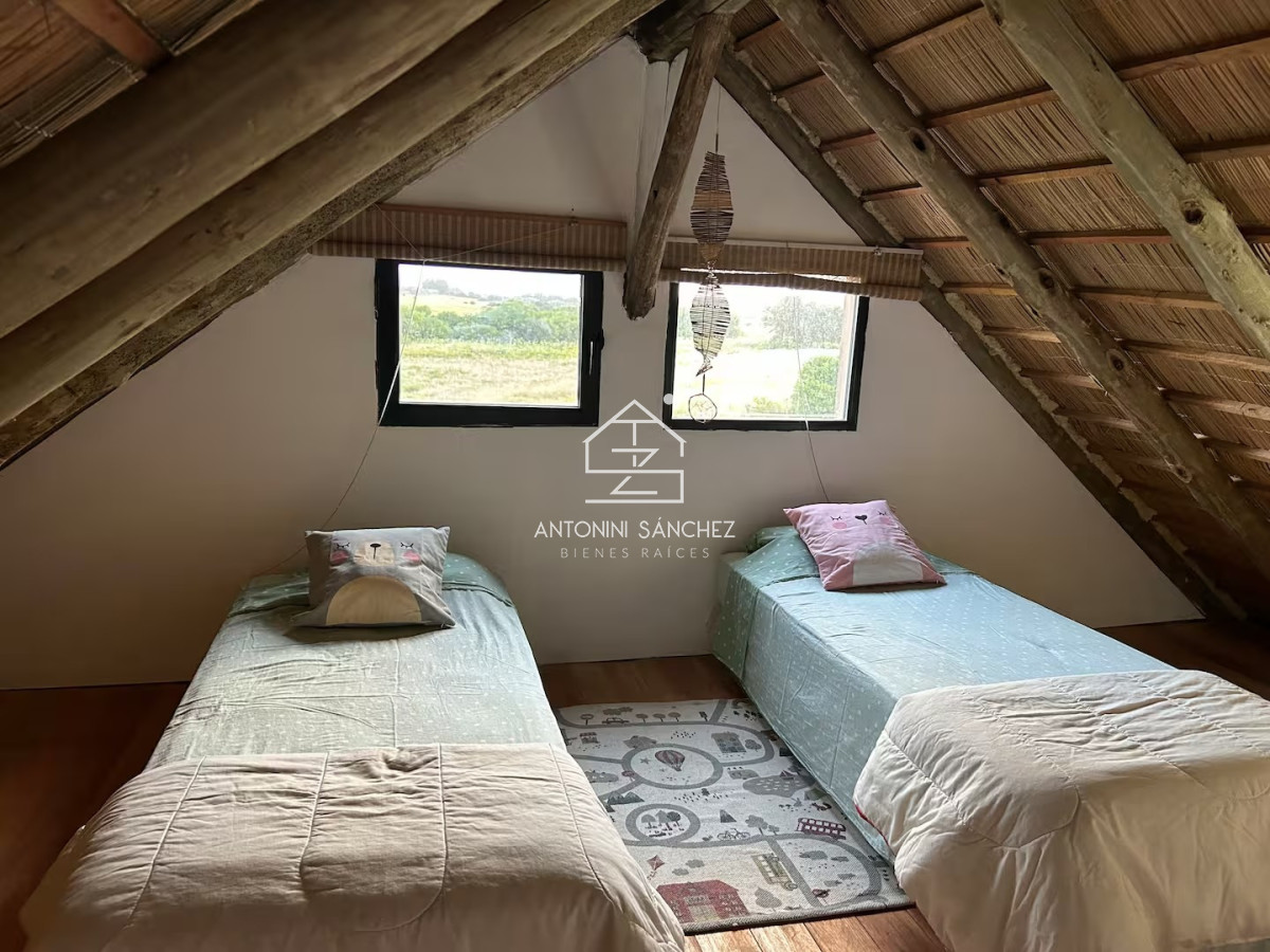 Chacra ID.5060 - CHACRA DE 4 DORMITORIOS EN MANANTIALES JOSE IGNACIO 