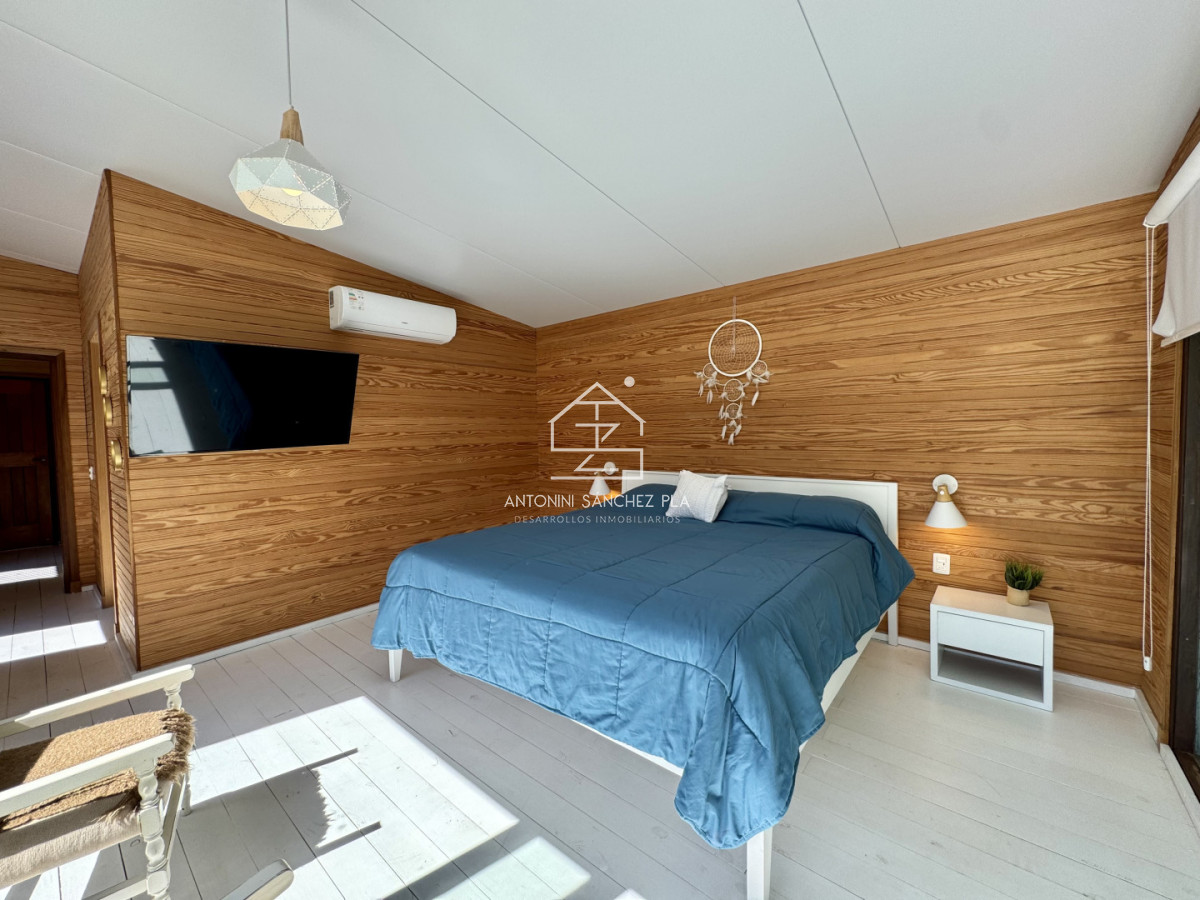 Chacra ID.715 - Alquiler temporal chacra 6 dormitorios 