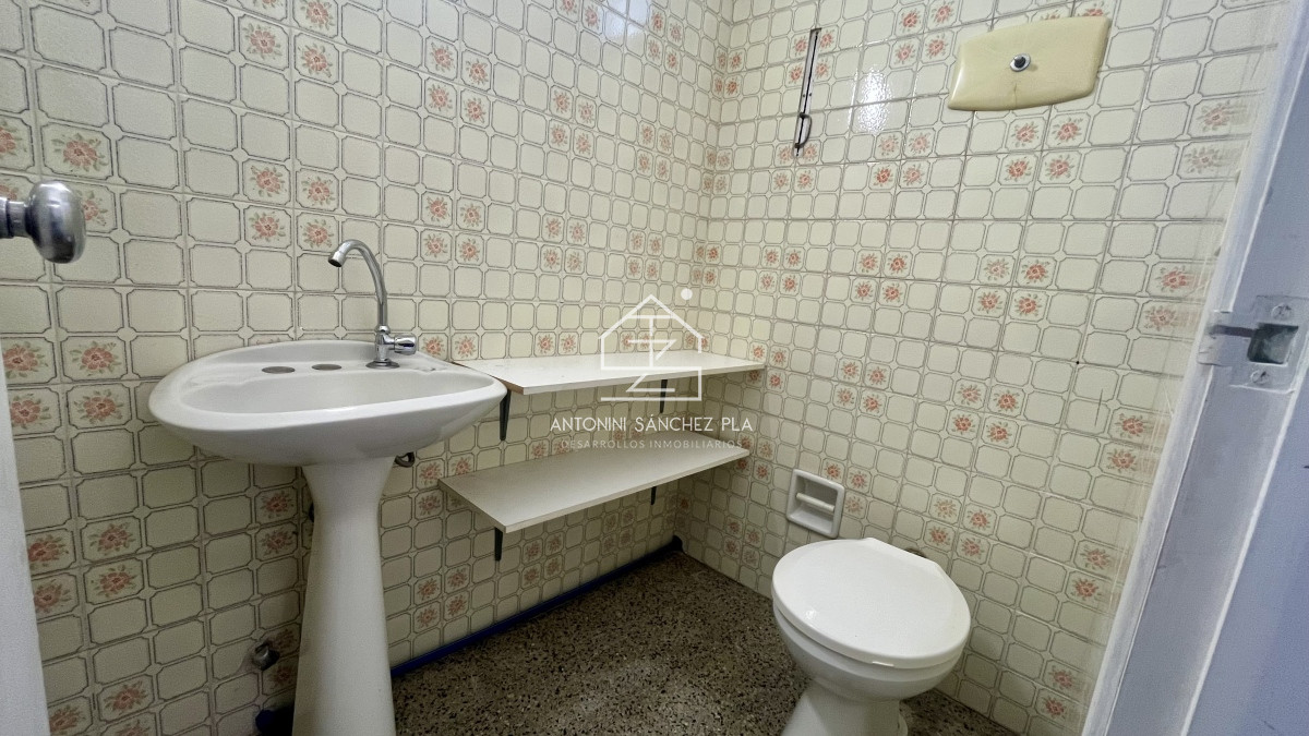 Local Comercial ID.463 - Local alquiler anual 